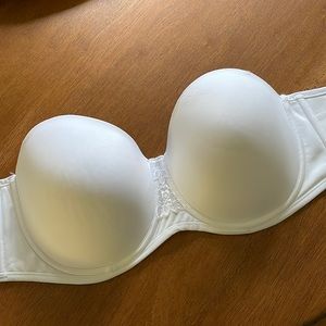 Vanity Fair Strapless Bra